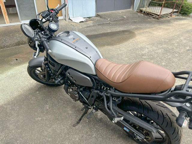 XSR700